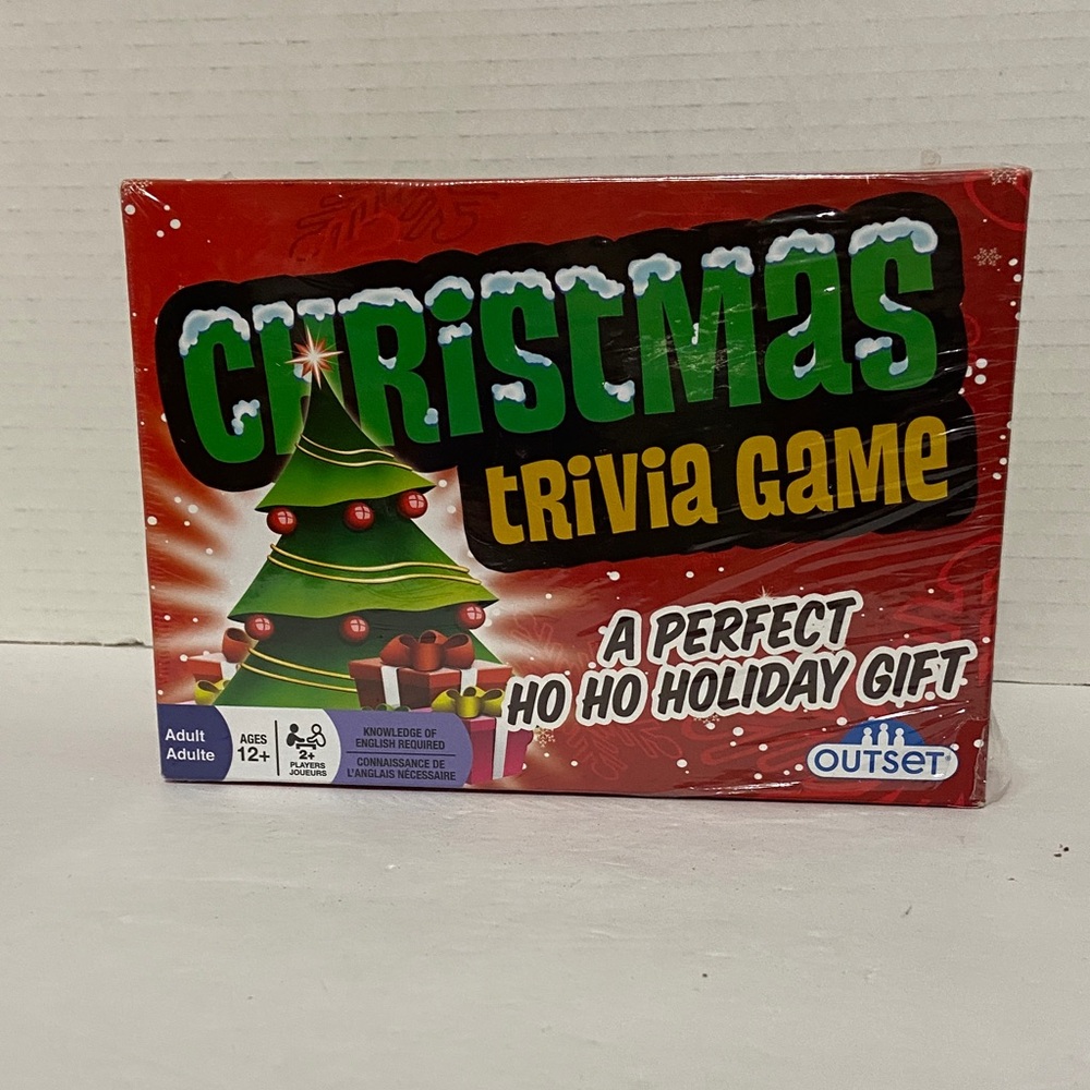 Outset Christmas Trivia Game - Red & Green Holiday Card Game